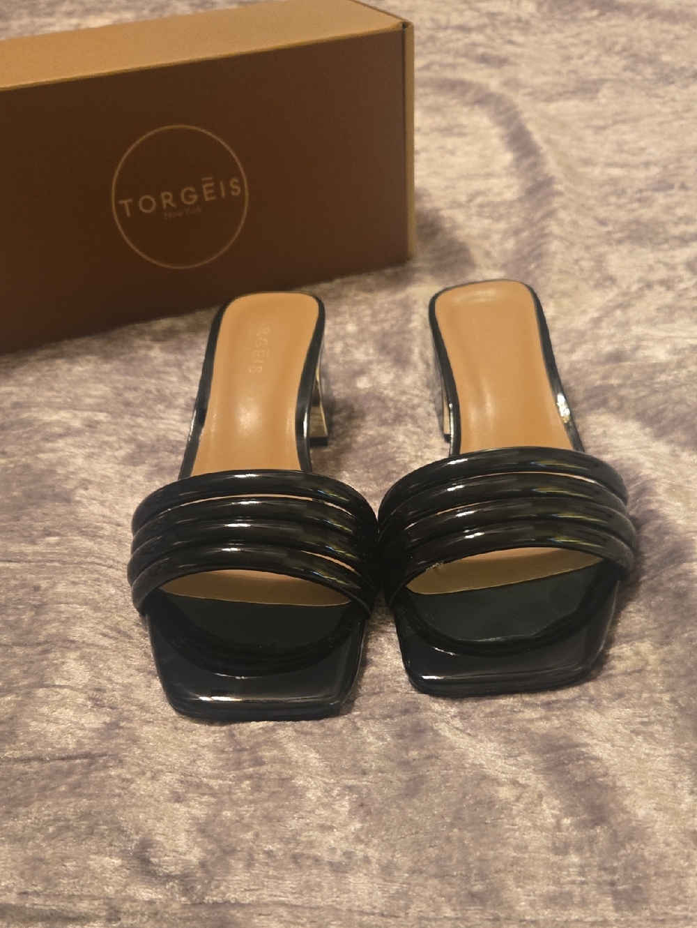 Torgeis Black Patent Block Heel Slide Sandals - Picture 3 of 6